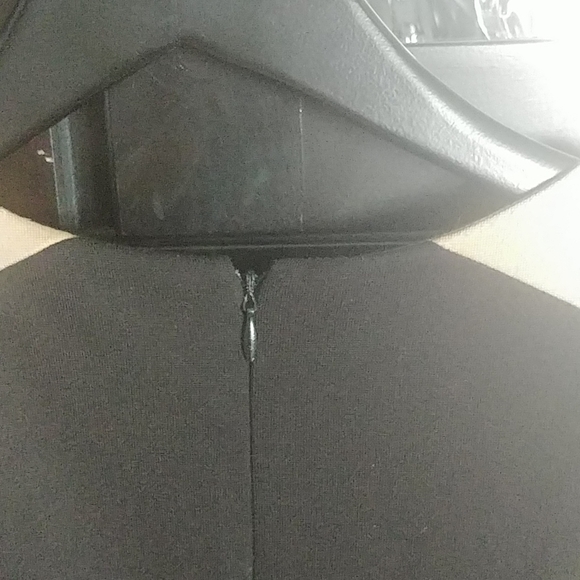 PREMISE DRESS SIZE 8 - Picture 3 of 5